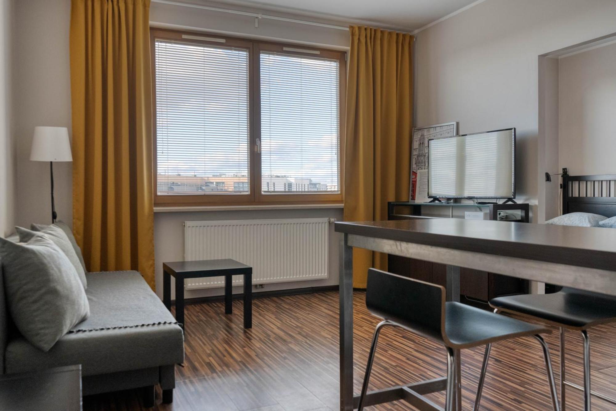 Airport Residence Amber Varsovia Exterior foto