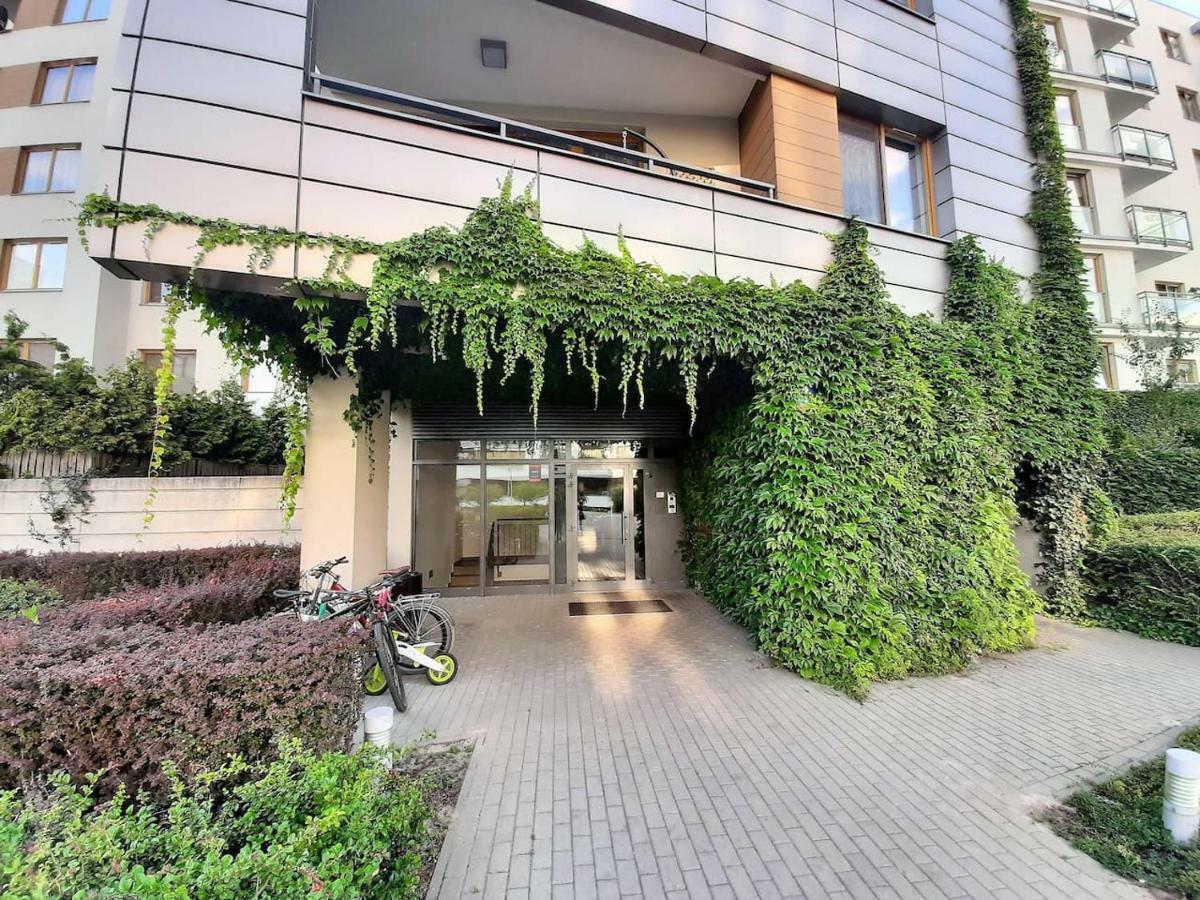Airport Residence Amber Varsovia Exterior foto